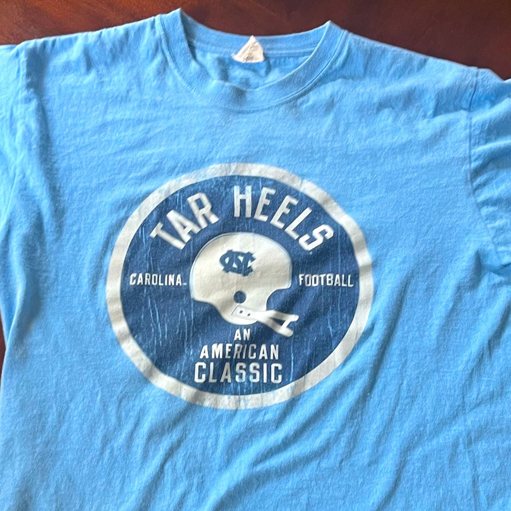 UNC Football L Tee Shirt
